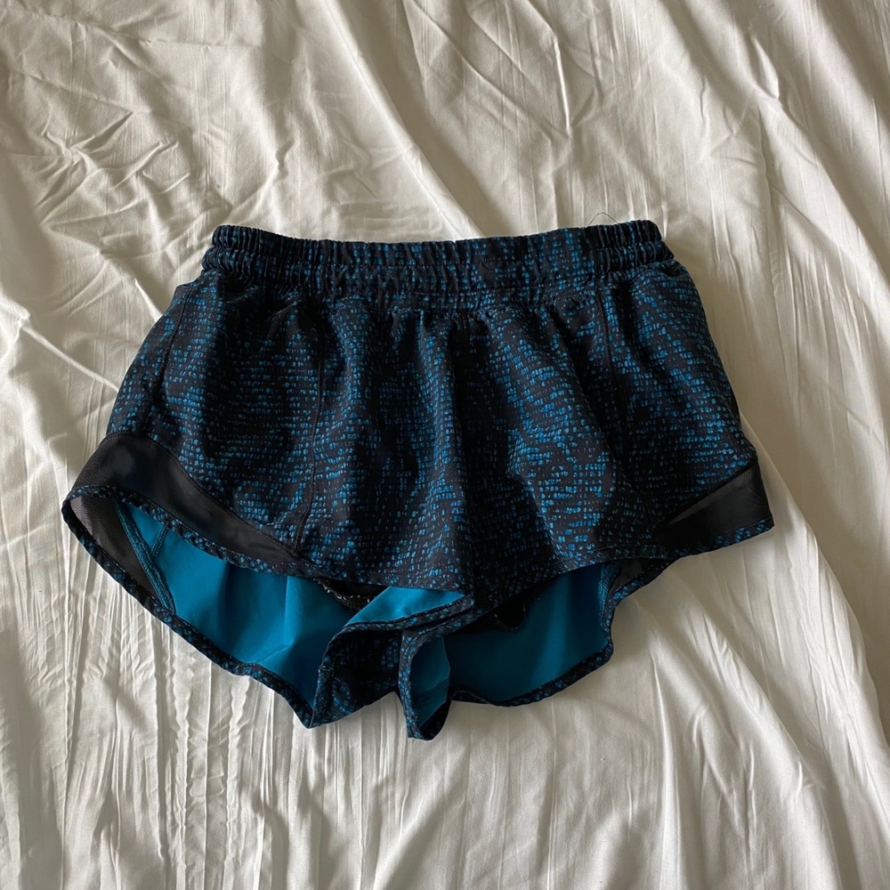 Lululemon Hotty Hot shorts